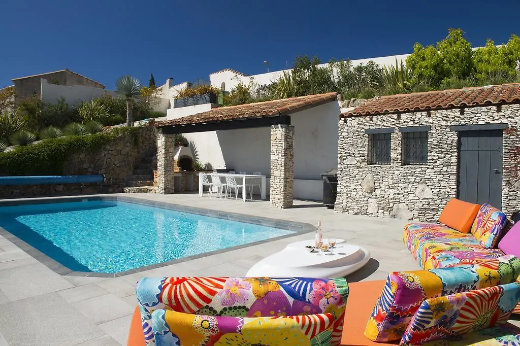 La Villa Mediterranee Marselha 0*,